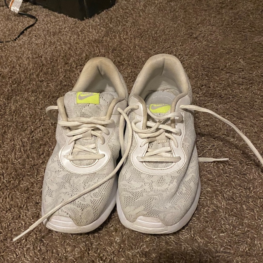 Nike Women’s 9.5